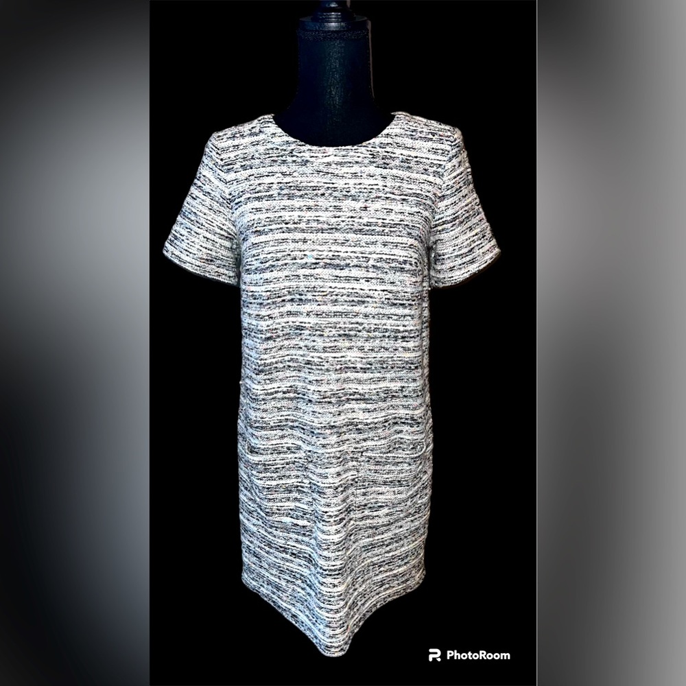 Dress by Loft, size Small Petite, Front Pockets!